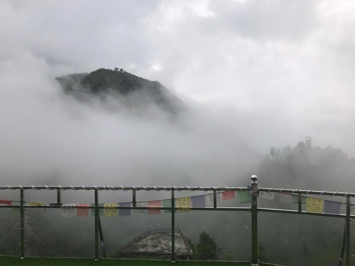 Icebergs Mussoorie - A Boutique Stay And 24 Hrs Roof Top Cafe Luaran gambar