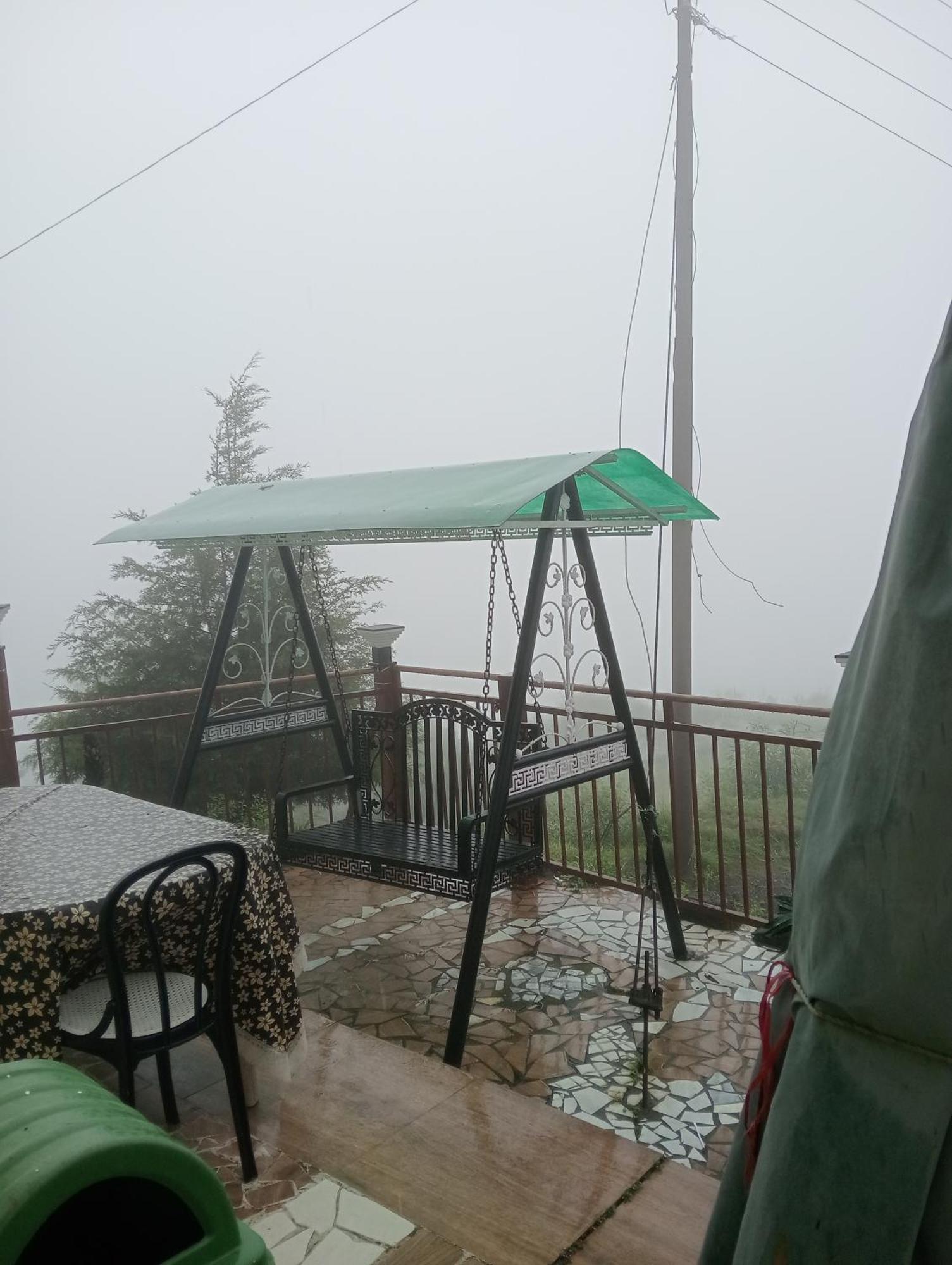 Icebergs Mussoorie - A Boutique Stay And 24 Hrs Roof Top Cafe Luaran gambar